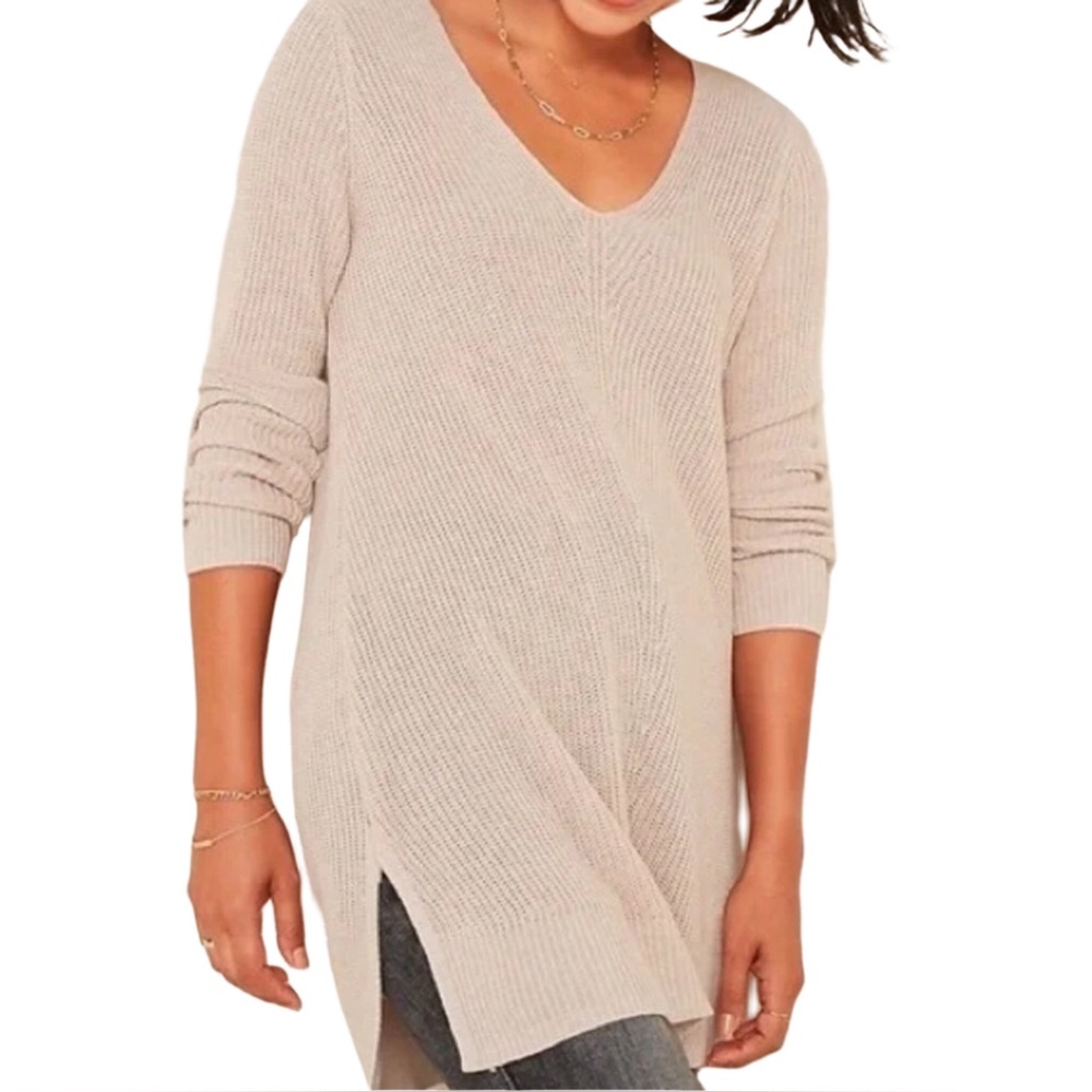 NWT Tunic Sweater V-neck - Sz L - Beige